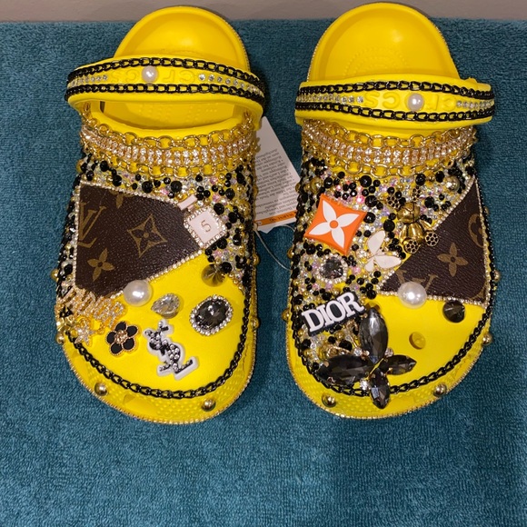 Bling Crocs - Picture 11 of 11